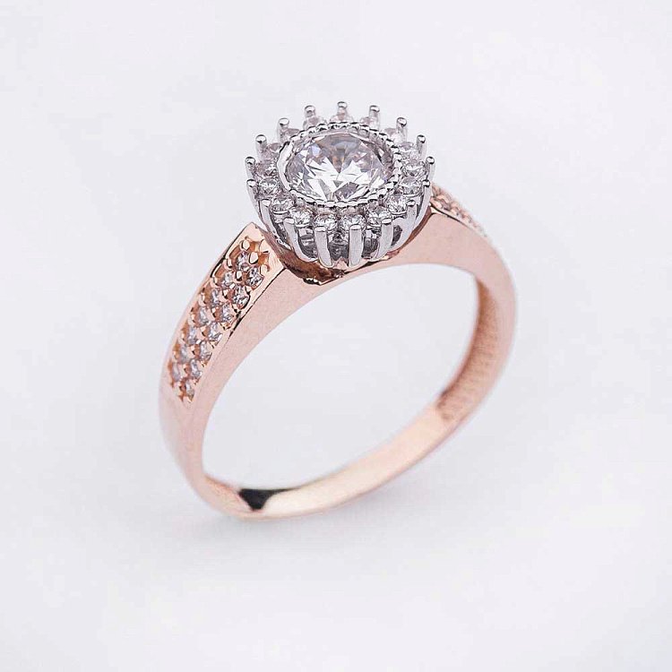 Заручальна золота каблучка з фіанітами к04591 від ювелірного магазину Онікс