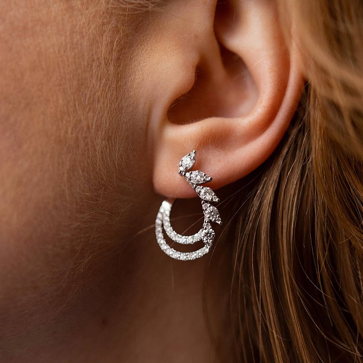 Золотые серьги "Капельки" с бриллиантами сб0412cha от ювелирного магазина Оникс