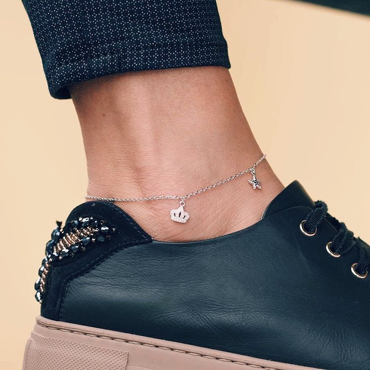 Серебряный браслет на ногу с фианитами 14965 от ювелирного магазина Оникс