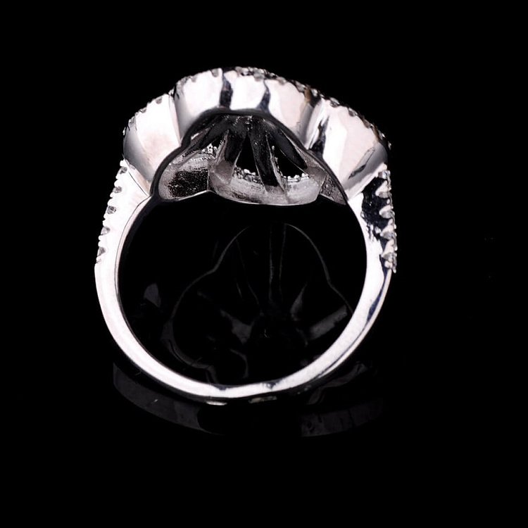 Срібний перстень з фіанітами (родій) 111497 від ювелірного магазину Онікс - 1