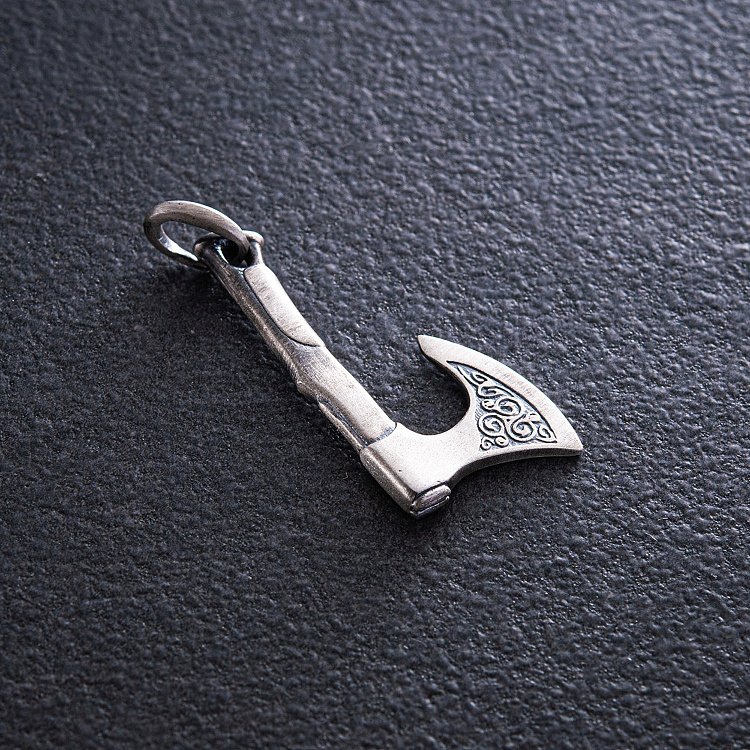 Срібний кулон "Секіра з трискеліоном" 133227 від ювелірного магазину Онікс - 6