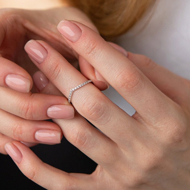 Кольцо "Особенное" с фианитами (белое золото) к07218 от ювелирного магазина Оникс - 4