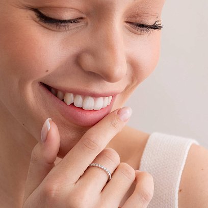 Каблучка в білому золоті з діамантами 220971121 №2