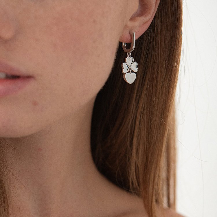 Срібні сережки "Конюшина" 122928 від ювелірного магазину Онікс - 2