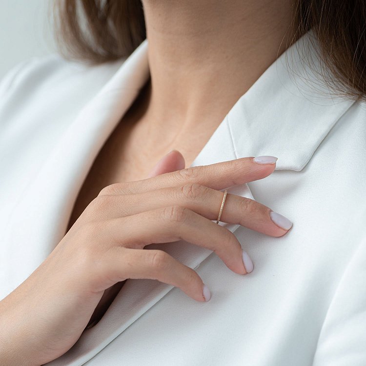 Золота каблучка з діамантами 160604ch від ювелірного магазину Онікс - 3