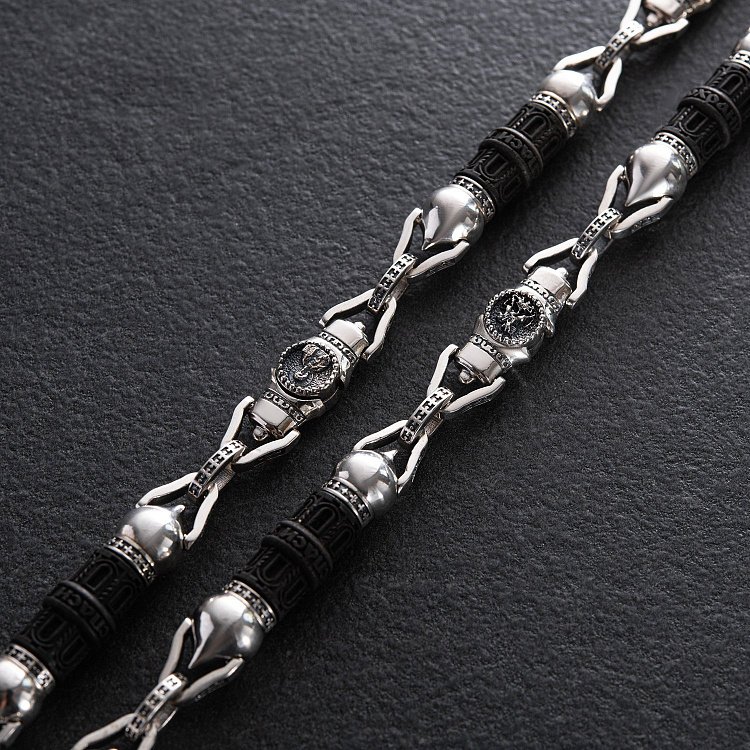 Чоловічий срібний ланцюжок "Спаси та Збережи" з ебеновим деревом 628 від ювелірного магазину Онікс - 1