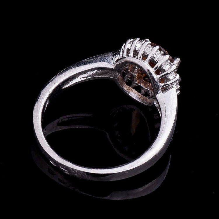 Родований срібний перстень з фіанітами і кварцом 111688 від ювелірного магазину Онікс - 1