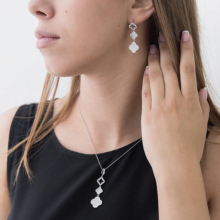 Серебряная подвеска "Клевер" с перламутром и фианитами 132238 от ювелирного магазина Оникс - 5