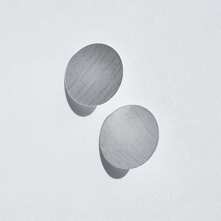 Серебряные серьги "Большие кометы" матовые 122493 от ювелирного магазина Оникс - 11