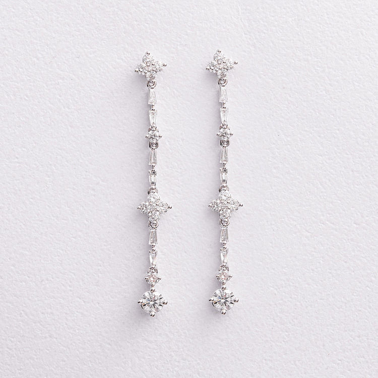 Золотые серьги - пусеты "Клевер" с бриллиантами сб0650nl от ювелирного магазина Оникс