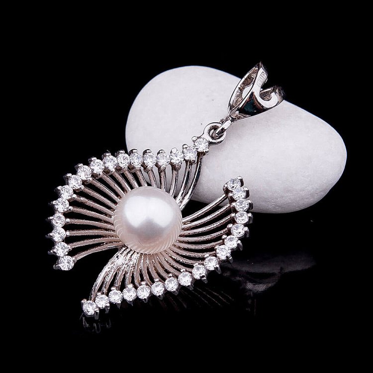 Золотая подвеска с культивированным пресноводным жемчугом с0191 от ювелирного магазина Оникс