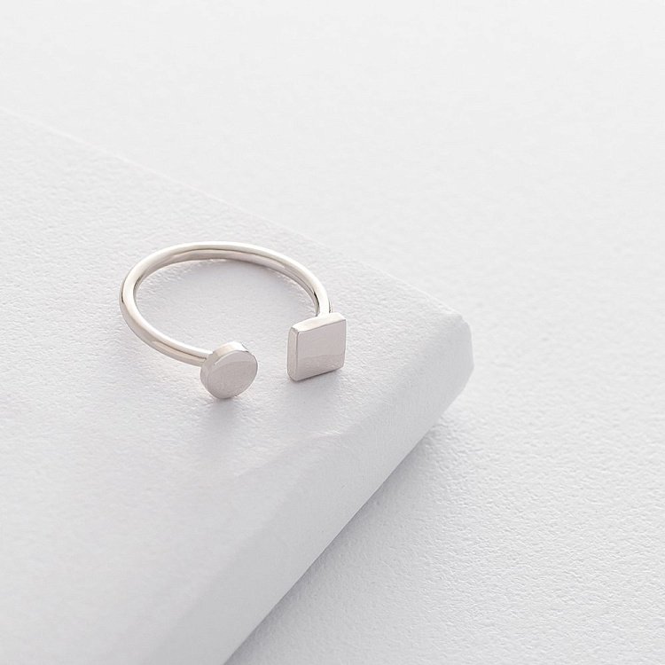 Серебряное кольцо "Геометрия" 112164 от ювелирного магазина Оникс