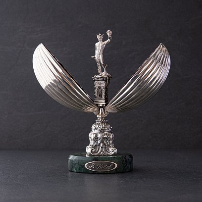 Серебряная фигура ручной работы 23156