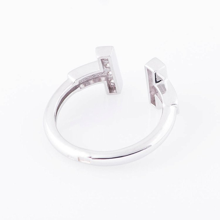 Золотое кольцо с фианитами "Т" к05192 от ювелирного магазина Оникс - 2