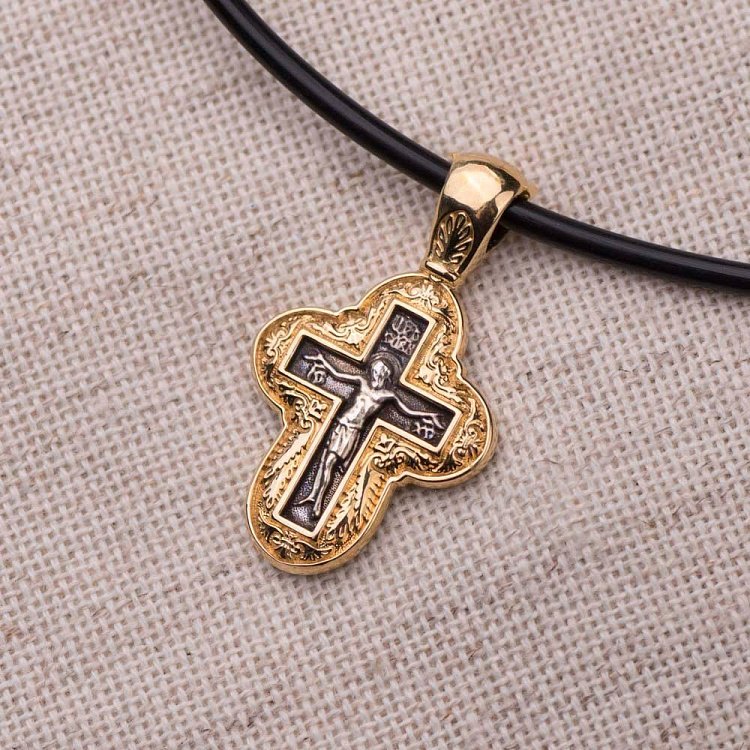 Серебряный детский крестик "Распятие. Молитва Животворящему Кресту" с позолотой 131467 от ювелирного магазина Оникс - 2