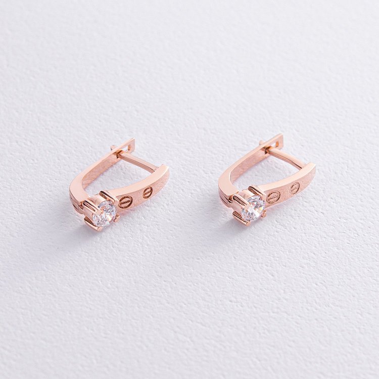 Золоті сережки "Love" з фіанітами с07605 від ювелірного магазину Онікс - 2