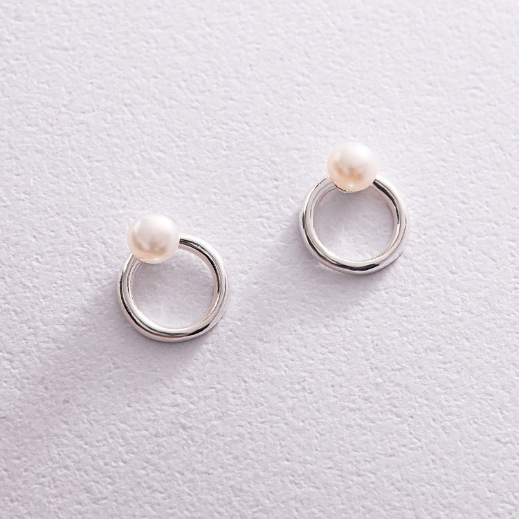 Срібні сережки - пусети "Кругообіг" з перлами 123277 від ювелірного магазину Онікс - 2