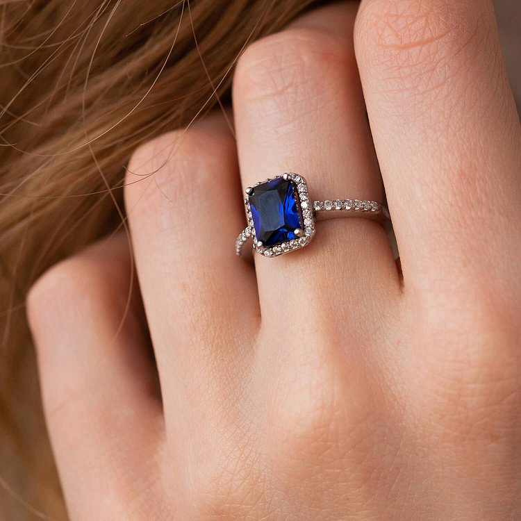 Срібна каблучка з синт. сапфіром та фіанітами 1830/1р-HSPH від ювелірного магазину Онікс - 5