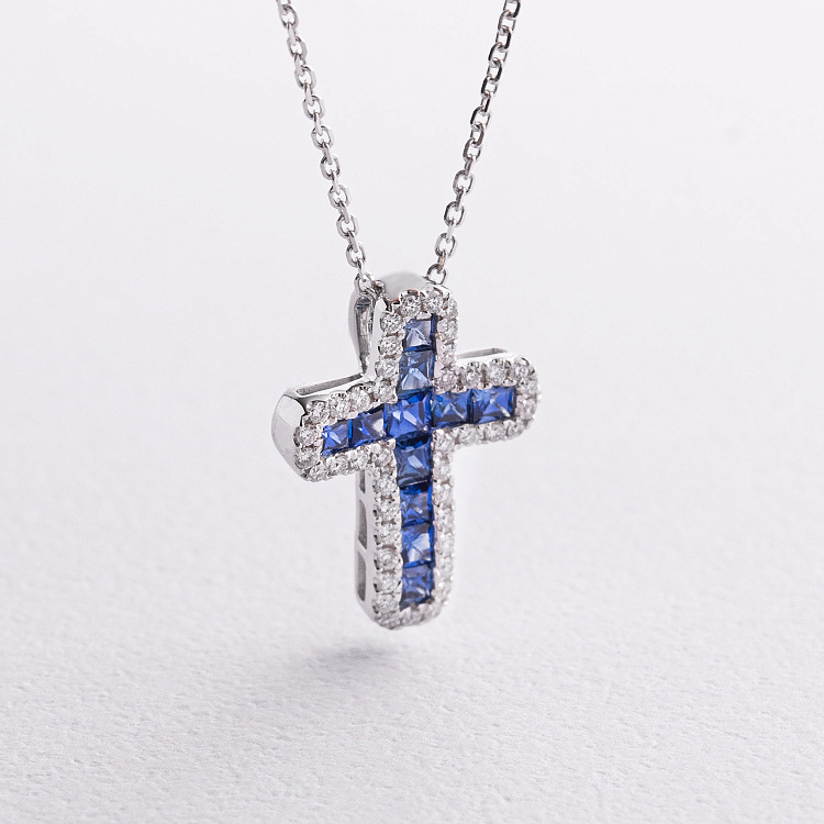 Колье "Крестик" в белом золоте (бриллианты, сапфиры) колб0201mi от ювелирного магазина Оникс