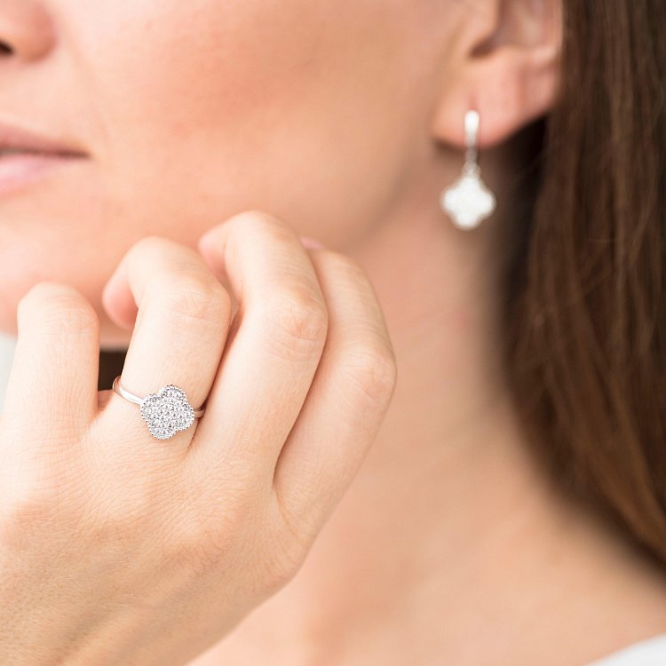 Золотое кольцо "Клевер" (фианиты) к05691 от ювелирного магазина Оникс - 5