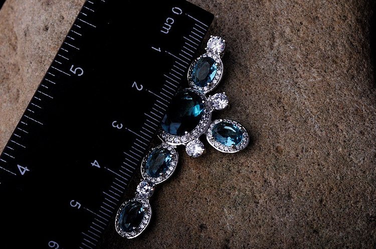 Підвіска "Хрестик" (фіаніт) 131906 від ювелірного магазину Онікс - 2