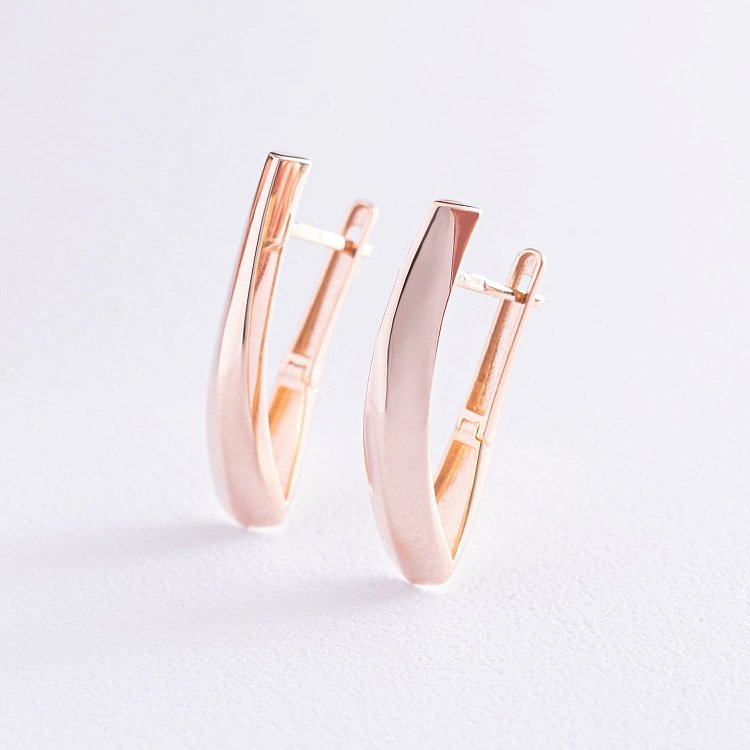 Серьги в красном золоте на английской застежке с06832 от ювелирного магазина Оникс