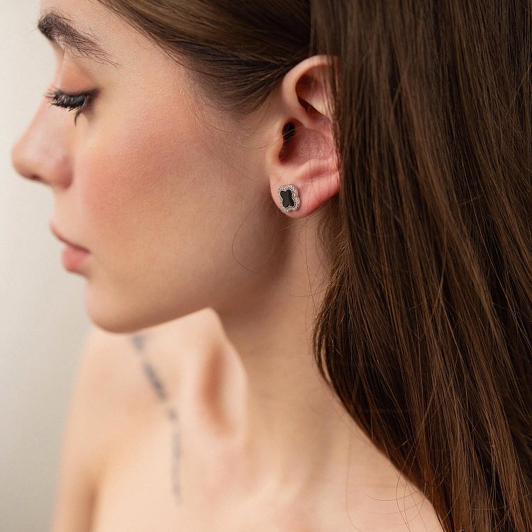 Срібні сережки - пусети "Конюшина" (емаль, фіаніти) 065210 від ювелірного магазину Онікс - 3