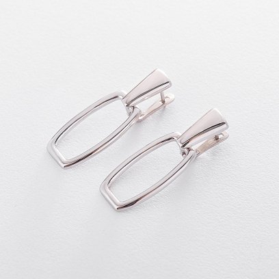 Серебряные серьги на английской застежке 122520