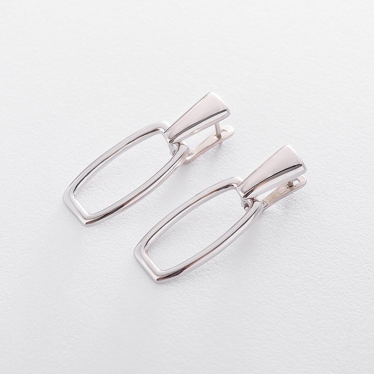 Серебряные серьги на английской застежке 122520 от ювелирного магазина Оникс