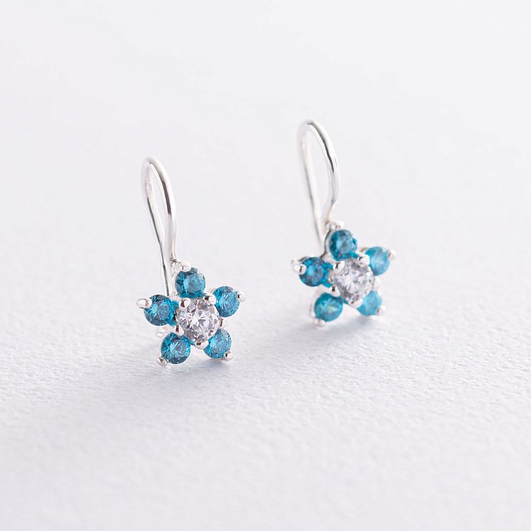 Серебряные серьги "Цветочки" 12671 от ювелирного магазина Оникс