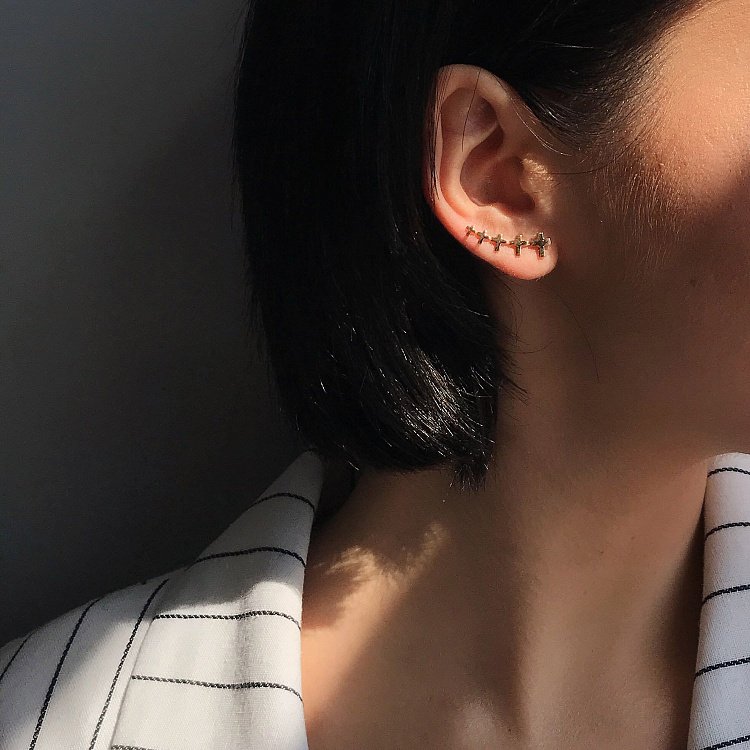 Золотые серьги - клаймберы Стремление с05958 от ювелирного магазина Оникс - 5