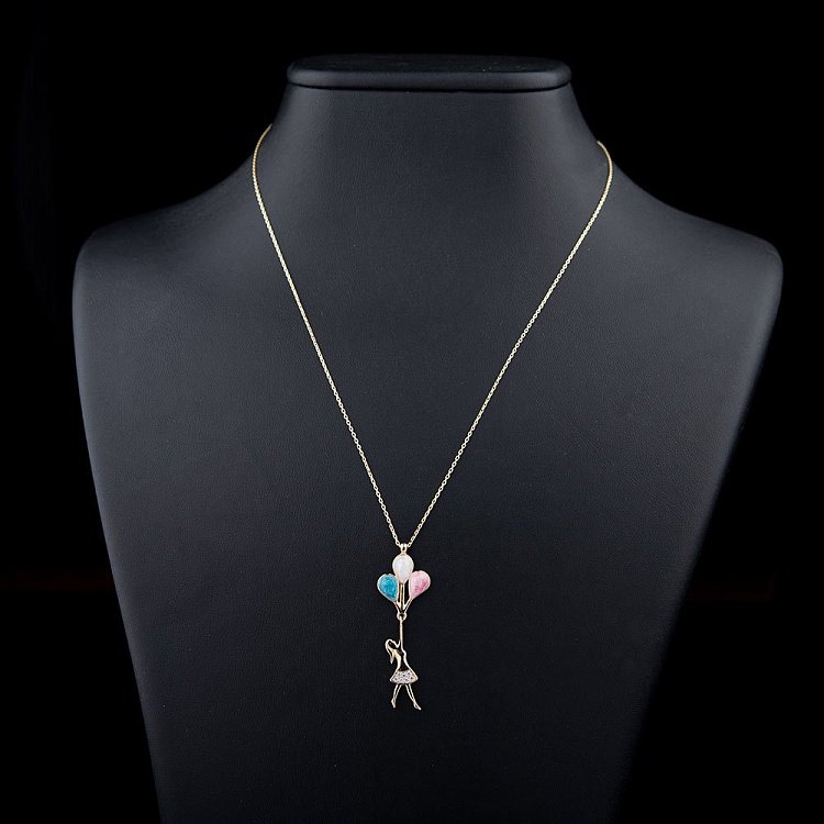 Золотое колье "Девочка с воздушными шариками" с фианитами и эмалью кол00965 от ювелирного магазина Оникс