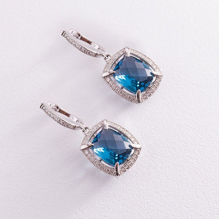 Срібні сережки з синіми фіанітами с24 від ювелірного магазину Онікс