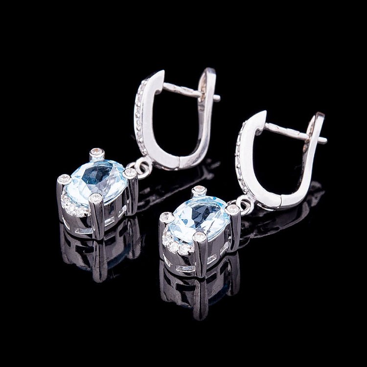 Серебряные серьги с голубым топазом 121439 от ювелирного магазина Оникс - 2