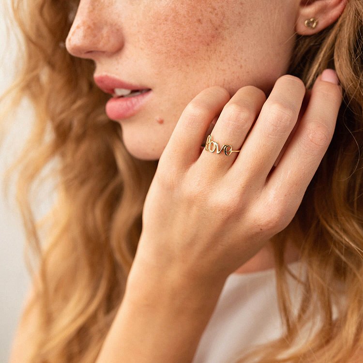 Каблучка "Love" у жовтому золоті к07093 від ювелірного магазину Онікс - 3