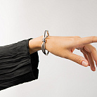 Жесткий браслет "Brigitte" в белом золоте б05744 от ювелирного магазина Оникс - 3