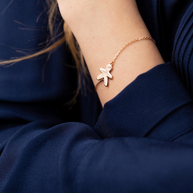 Браслет "Хлопчик" у червоному золоті (можливе гравіювання) з2078 від ювелірного магазину Онікс - 1