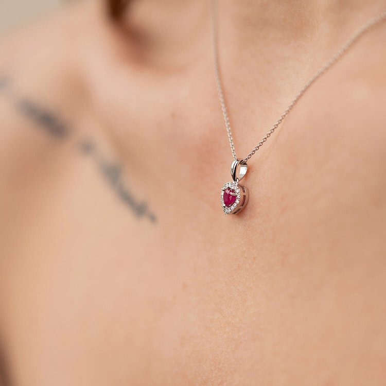 Золоте кольє "Сердечко" з діамантами і рубіном колб0096di від ювелірного магазину Онікс - 3