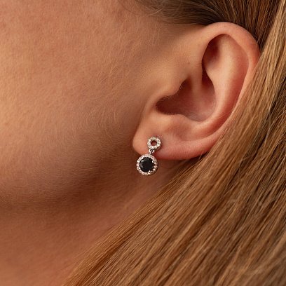 Серебряные серьги - пусеты с синт. сапфирами 2497/1р-NSPH