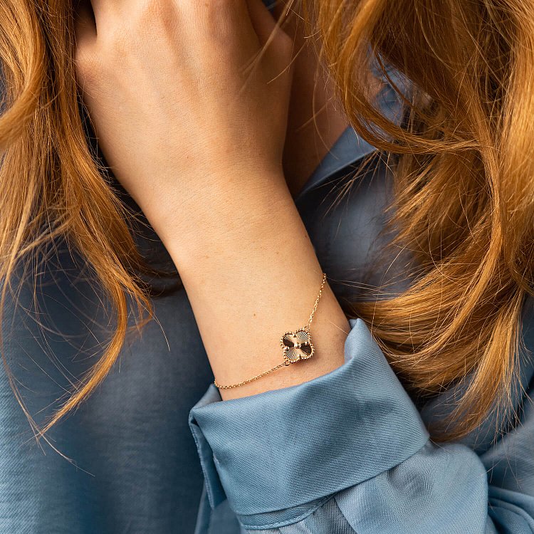 Браслет "Конюшина" у червоному золоті б05282 від ювелірного магазину Онікс - 4