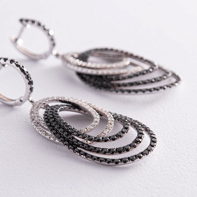 Золоті сережки з білими та чорними діамантами с1074 від ювелірного магазину Онікс - 2