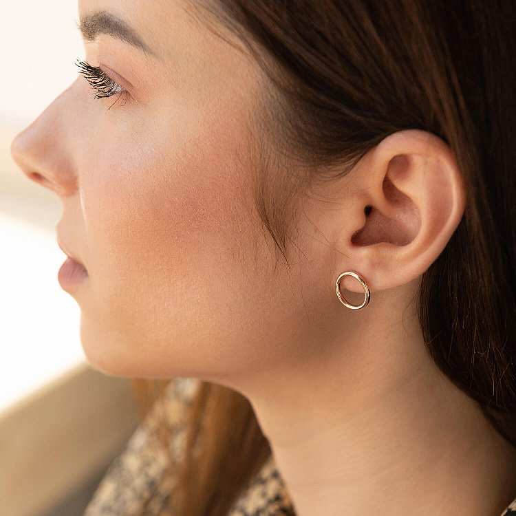 Золоті сережки "Кругообіг" (1.25 см) с06682 від ювелірного магазину Онікс - 3