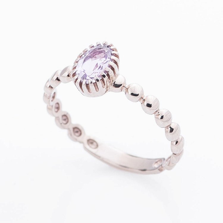 Золотое кольцо с аметистом 02-1332.0.2240 от ювелирного магазина Оникс - 1