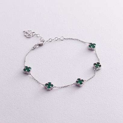 Браслет "Клевер" с малахитом mini (белое золото) б05250