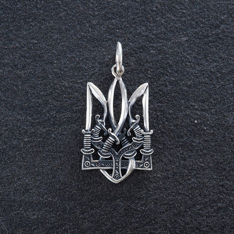 Підвіска "Тризуб із шаблями" у сріблі 133164 від ювелірного магазину Онікс