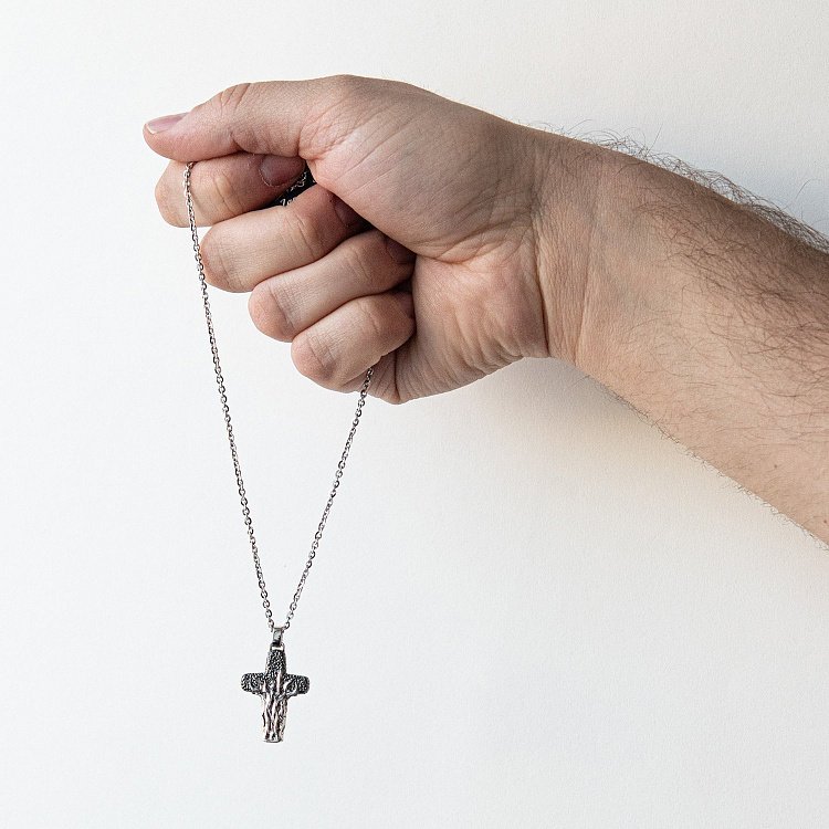 Мужское колье "Крест" из серебра ZANCAN ESC038 от ювелирного магазина Оникс - 1