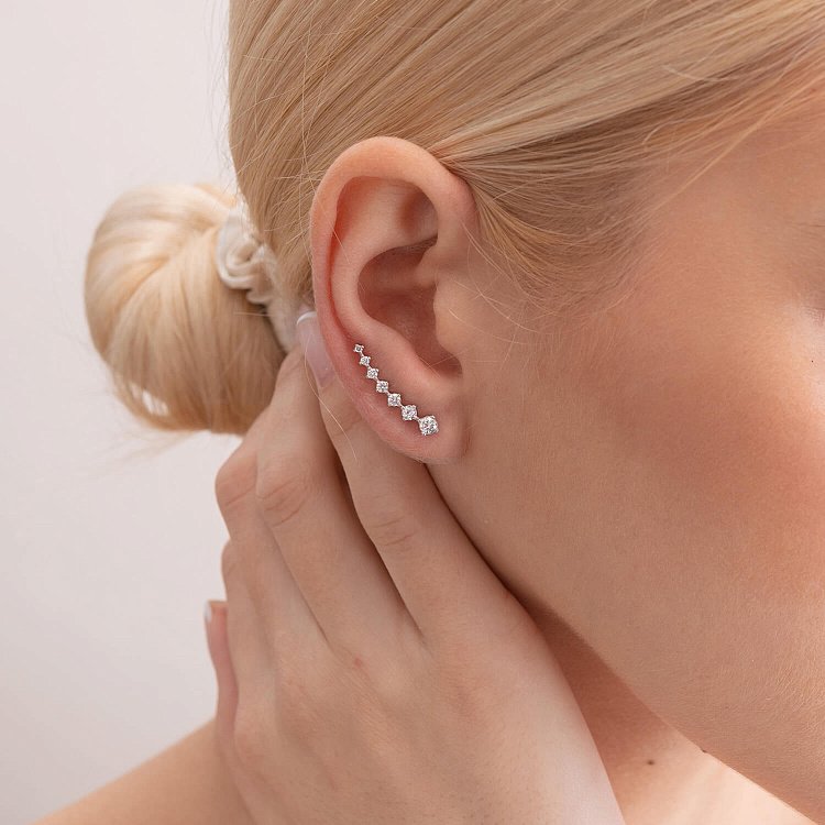 Золотые серьги - клаймберы (бриллианты) 321141121 от ювелирного магазина Оникс