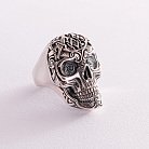 Серебряное мужское кольцо с черепом (чернение) 112190 от ювелирного магазина Оникс - 2