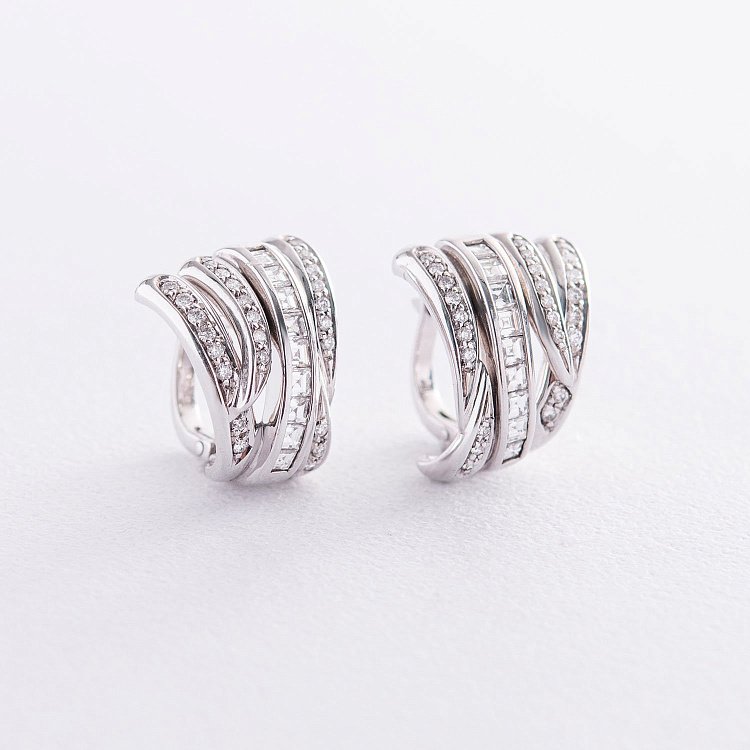 Золотые серьги с бриллиантами с1213 от ювелирного магазина Оникс