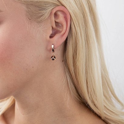 Золотые серьги "Кубики" с черными фианитами с07625 №2